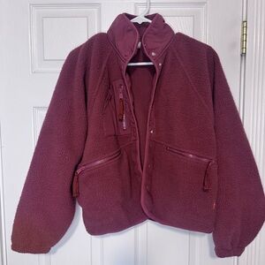 FPMovement Hit The Slopes Fleece Jacket
Size: XS
Color: HENNA (burgandy)